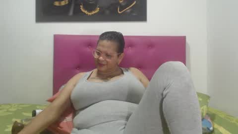 Marina  online show from 09/10/25, 12:21