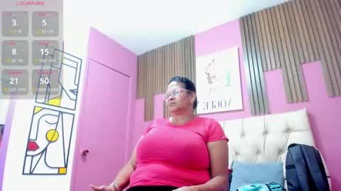 Marina  online show from 10/12/25, 04:50