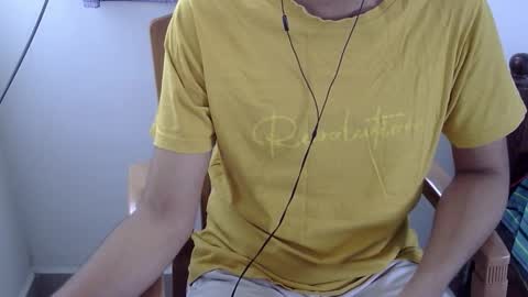 Snapshot of marinavine chatting on 02/02/26, 06:12 The SHY UncutBoy online show from 02/02/26, 06:12