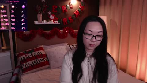 Snapshot of marine_vact chatting on 12/14/24, 05:25 Marine  online show from 12/14/24, 05:25