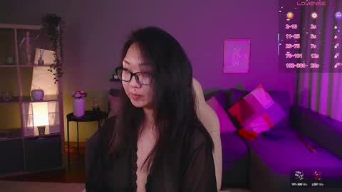 Snapshot of marine_vact chatting on 09/27/25, 02:11 Marine  online show from 09/27/25, 02:11