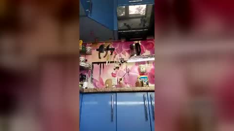 marinka_ online show from 06/14/26, 08:16