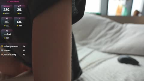 Snapshot of marinyx chatting on 03/09/26, 04:16 Mari online show from 03/09/26, 04:16