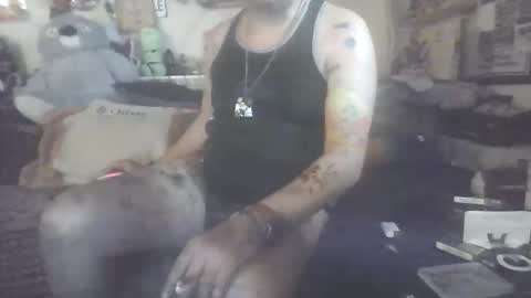 Snapshot of mario_1974 chatting on 03/29/26, 08:14 Ray online show from 03/29/26, 08:14