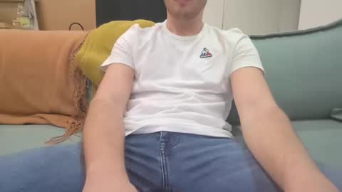 Snapshot of mario_pseudo chatting on 03/01/26, 08:33 Mario online show from 03/01/26, 08:33