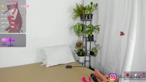 Snapshot of marioandmia chatting on 02/19/26, 06:09 marioandmia online show from 02/19/26, 06:09