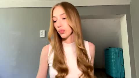 Snapshot of marioindal chatting on 06/23/26, 10:02 Amelia online show from 06/23/26, 10:02