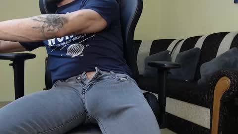 marioslim online show from 01/15/25, 06:51