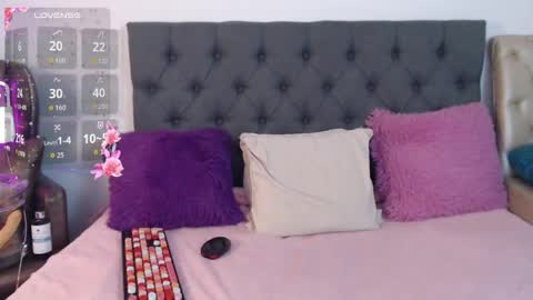 Paula Maria online show from 11/20/25, 08:52