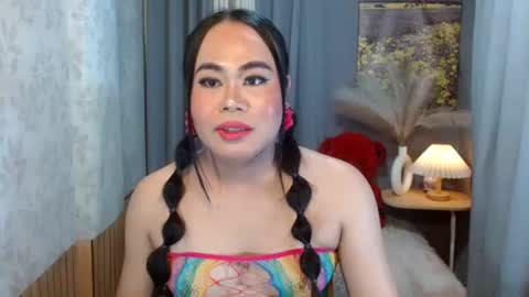 Snapshot of mariposa_911 chatting on 03/22/26, 01:58 LEAH online show from 03/22/26, 01:58