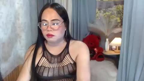 Snapshot of mariposa_911 chatting on 03/30/26, 02:56 LEAH online show from 03/30/26, 02:56