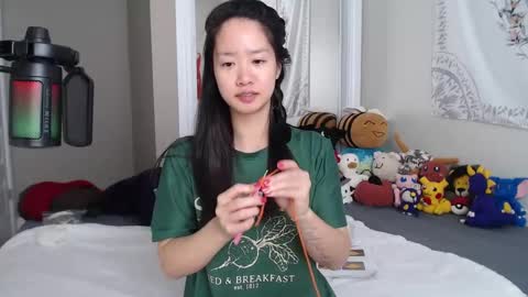 Snapshot of marissapeach chatting on 10/05/25, 01:53 MarissaPeach online show from 10/05/25, 01:53