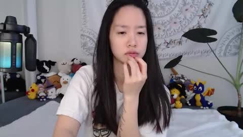 Snapshot of marissapeach chatting on 11/30/25, 03:38 MarissaPeach online show from 11/30/25, 03:38