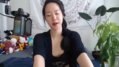 Snapshot of marissapeach chatting on 03/21/26, 02:09 MarissaPeach online show from 03/21/26, 02:09