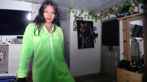 Maritza Ferrer -Samara Beltran online show from 10/25/25, 07:27