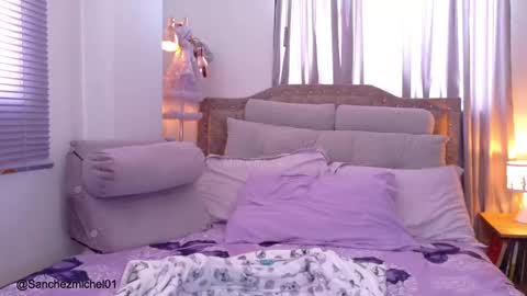    online show from 09/30/25, 07:52