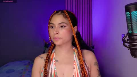    online show from 11/01/25, 07:05