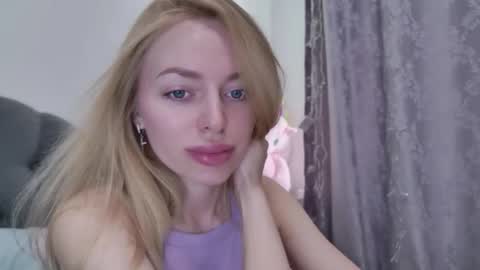mariwell online show from 05/18/26, 04:07