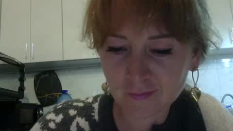 mariza_love359092 online show from 02/25/26, 08:40