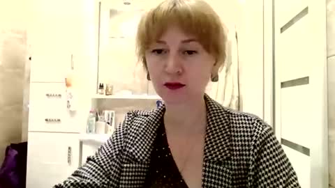mariza_love359092 online show from 04/27/26, 09:35
