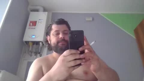 Snapshot of mark2985555 chatting on 04/11/26, 09:02 mark2985555 online show from 04/11/26, 09:02