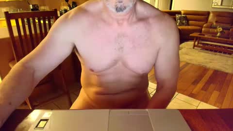 Snapshot of mark48130 chatting on 03/04/25, 02:06 Mark online show from 03/04/25, 02:06