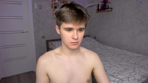 Snapshot of mark_bearcub chatting on 01/14/25, 03:26 Mark online show from 01/14/25, 03:26