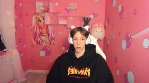 Mark online show from 10/01/25, 09:10