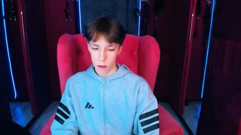 Mark online show from 11/03/25, 11:00