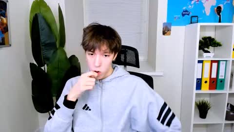 Snapshot of mark_branston chatting on 02/08/26, 02:42 Mark online show from 02/08/26, 02:42