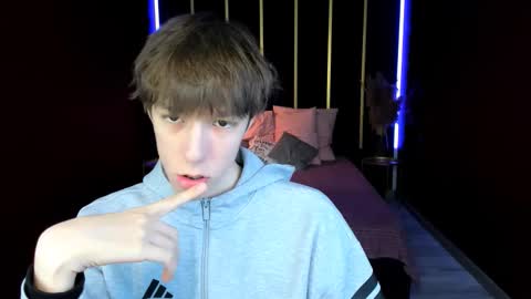 Snapshot of mark_branston chatting on 02/15/26, 02:36 Mark online show from 02/15/26, 02:36