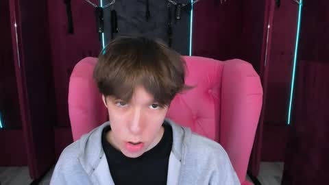 Mark online show from 04/27/26, 09:51