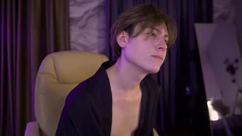 mark_ian_ online show from 04/26/26, 02:37