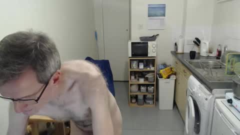 Snapshot of mark_islington chatting on 09/24/25, 06:22 mark_islington online show from 09/24/25, 06:22