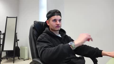 Snapshot of mark_karson chatting on 03/29/26, 12:27 MARK KARSON online show from 03/29/26, 12:27