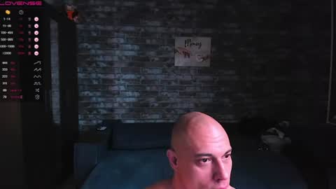 Mark online show from 06/19/26, 04:06