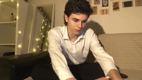 Mark online show from 11/04/25, 03:00