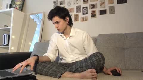 Mark online show from 11/15/25, 11:29