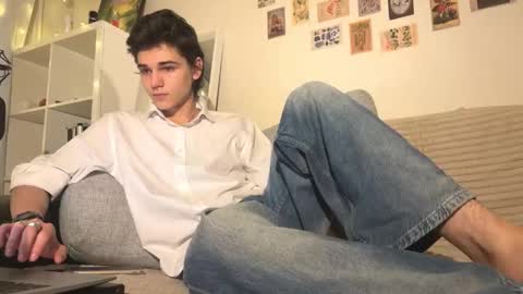 Mark online show from 11/21/25, 01:21