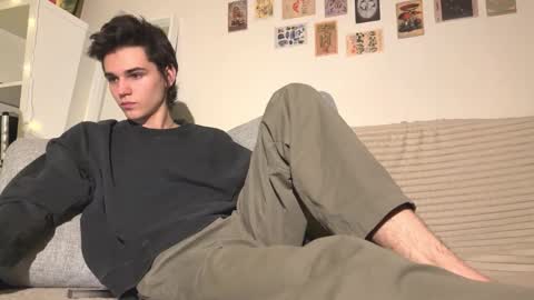 Mark online show from 11/22/25, 02:27