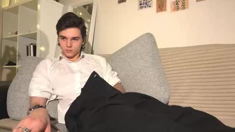 Mark online show from 11/29/25, 02:53