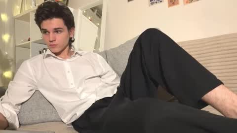 Mark online show from 12/02/25, 01:28