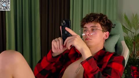 Mark online show from 10/06/25, 07:33