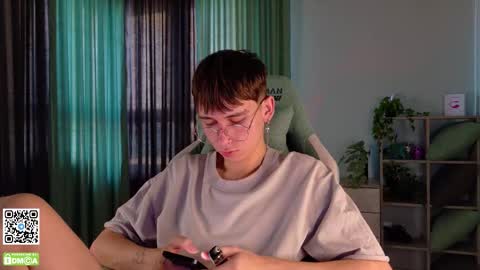 Mark online show from 11/16/25, 03:23