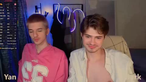 Mark online show from 12/14/25, 04:51