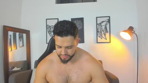 mark_x23 online show from 11/08/25, 11:03