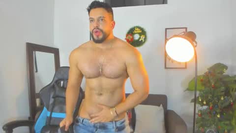 mark_x23 online show from 12/19/25, 01:56