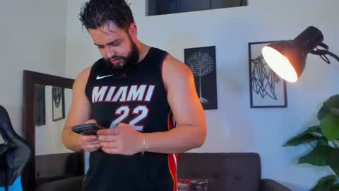 mark_x23 online show from 06/11/26, 05:49