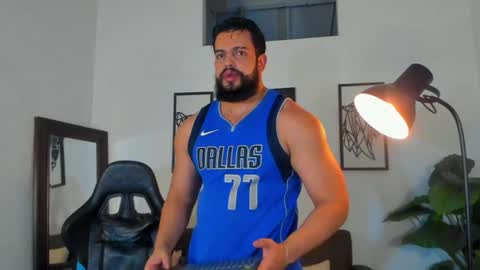 mark_x23 online show from 06/18/26, 06:02