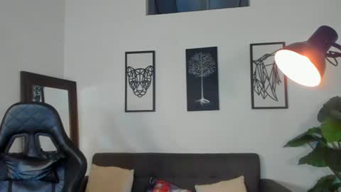 mark_x23 online show from 06/18/26, 09:14